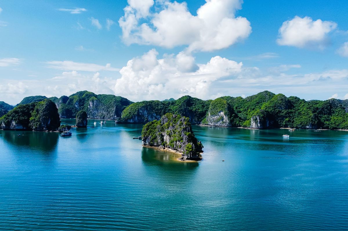 Ambassador Cruise | Lan Ha Bay